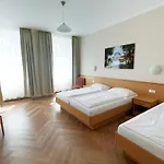 Hotel-Pension Fuenfhaus