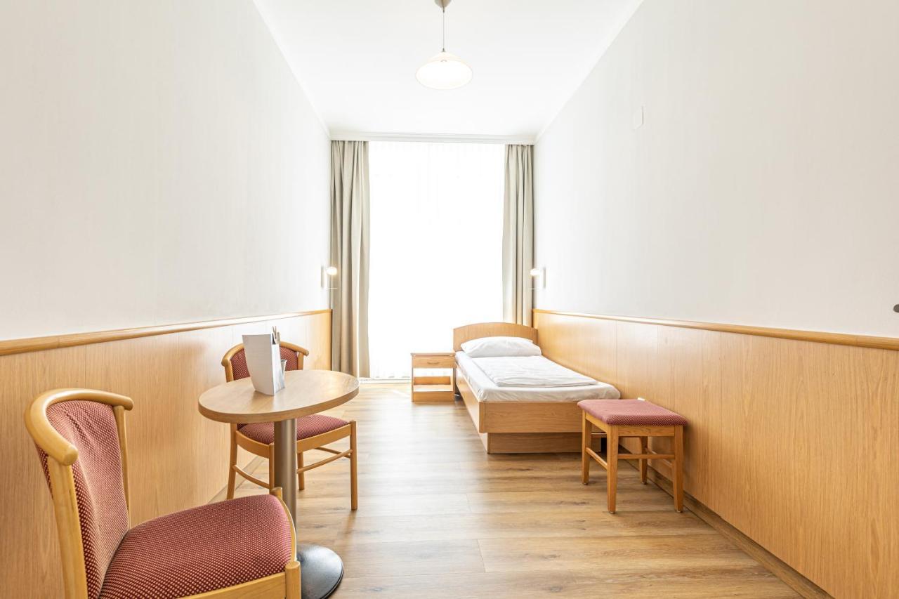 Hotel-pension Fuenfhaus Wiedeń