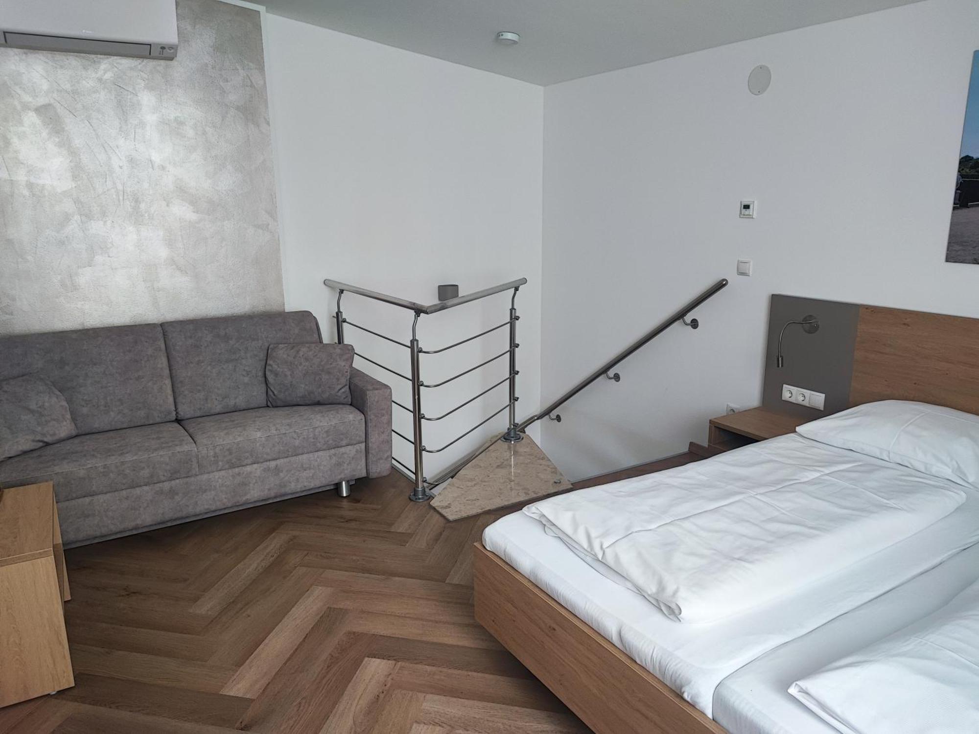 Pensjonat Hotel-pension Fuenfhaus Wiedeń