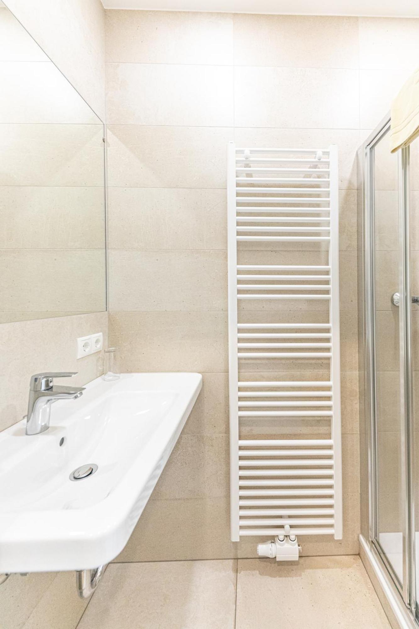 Hotel-pension Fuenfhaus Pensjonat 3*
