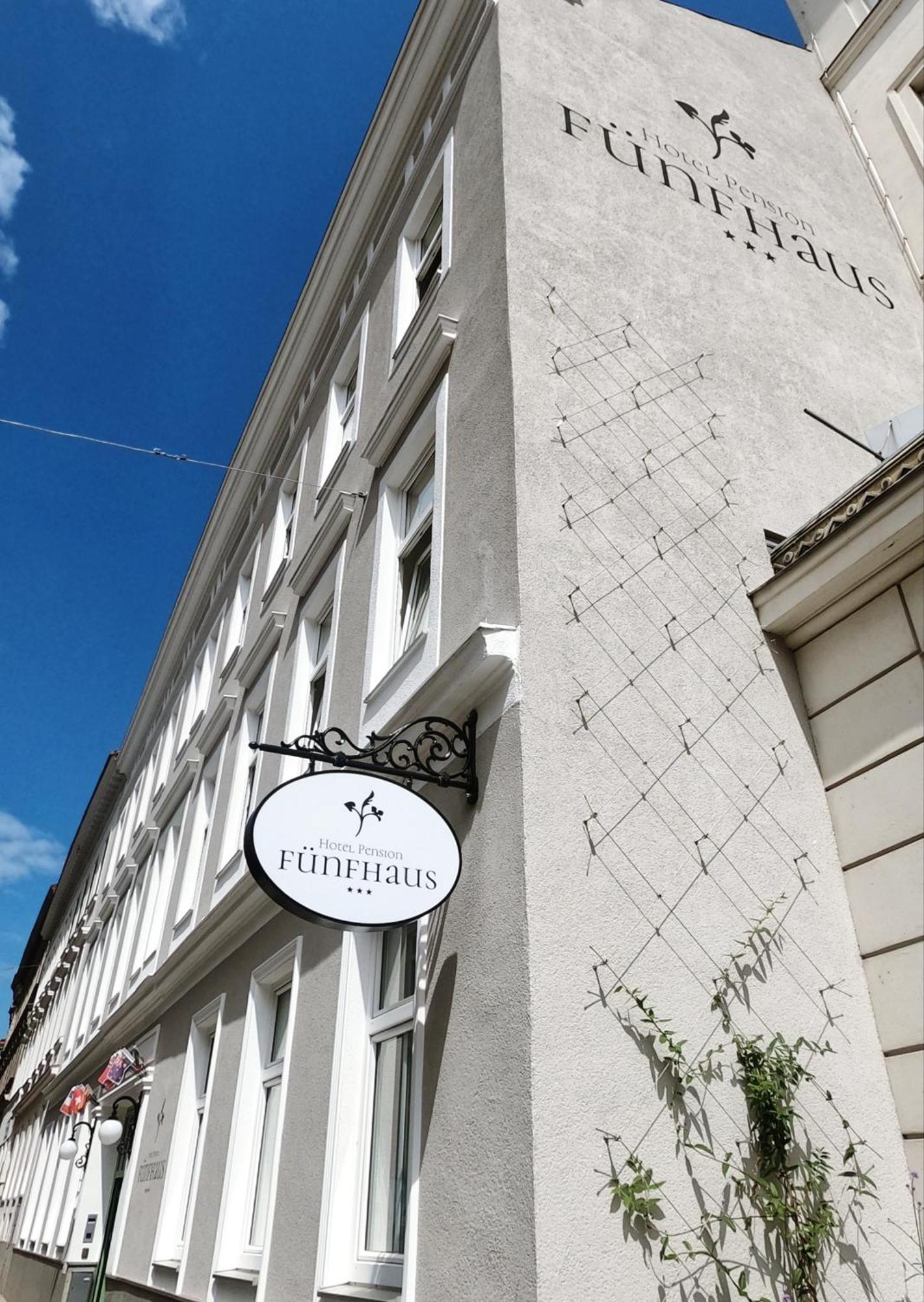 Hotel-pension Fuenfhaus 3* Wiedeń