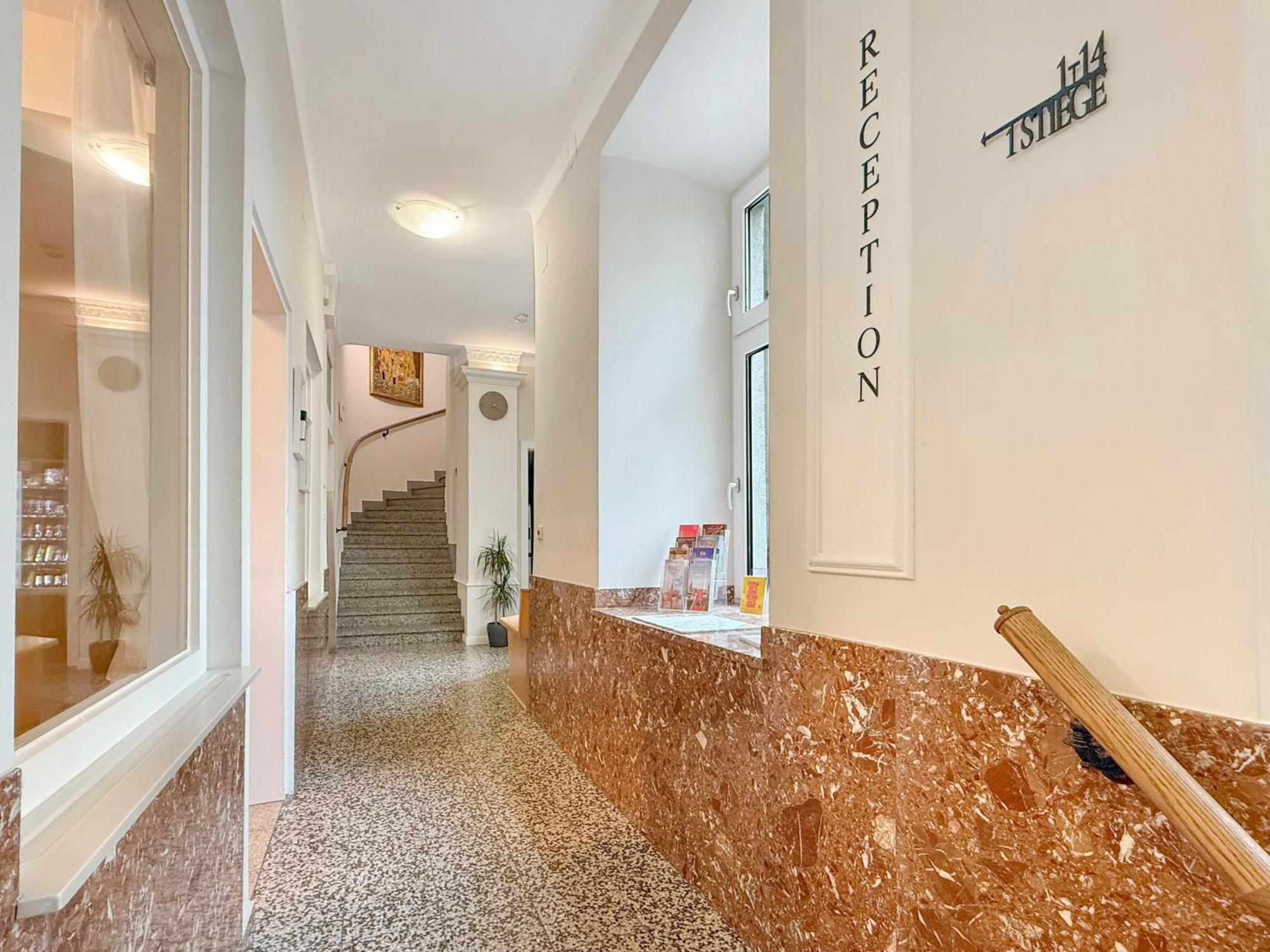 Guest house Hotel-pension Fuenfhaus 3*